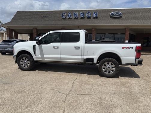 2023 Ford F-250 LARIAT