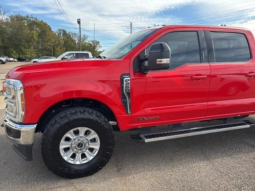 2024 Ford F-250 LARIAT