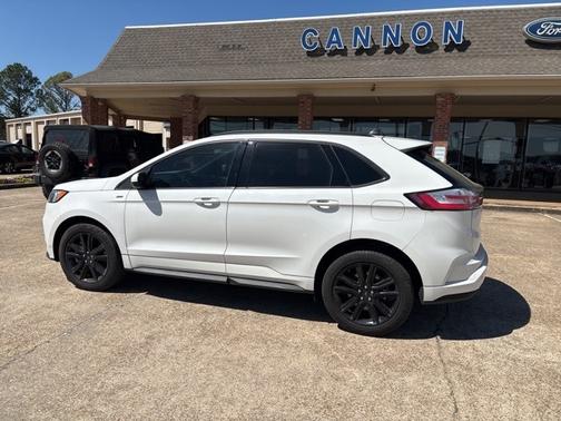 2023 Ford Edge ST LINE