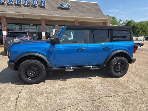 2022 Ford Bronco BLACK DIAMOND