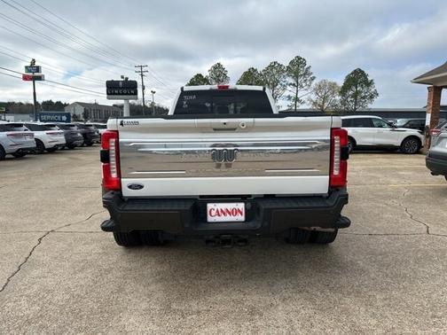 2024 Ford F-350 KING RANCH