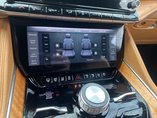 2022 Jeep Grand Wagoneer SERIES III