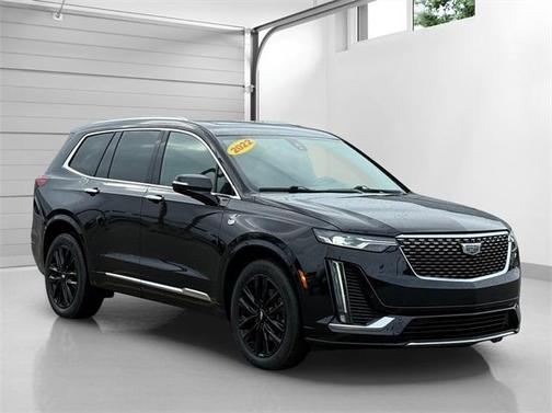 2022 Cadillac XT6 Luxury FWD