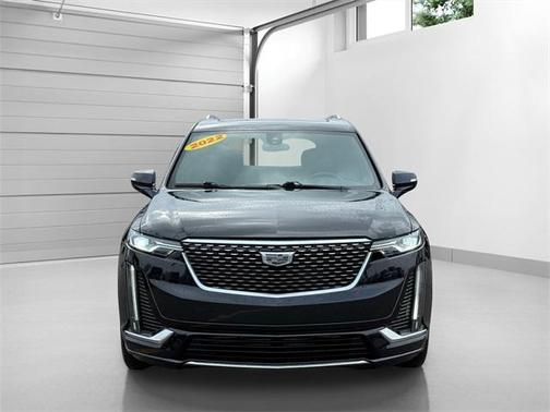 2022 Cadillac XT6 Luxury FWD