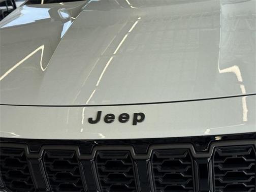 2026 Jeep Cherokee LAREDO/LIMITED