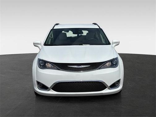 2018 Chrysler Pacifica Touring-L