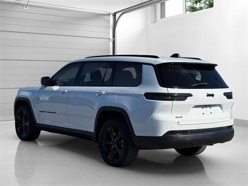 2024 Jeep Grand Cherokee L Laredo