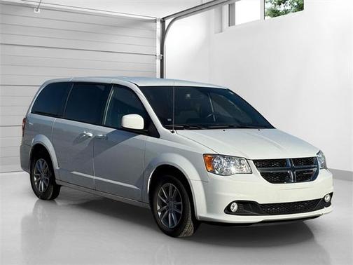 2020 Dodge Grand Caravan SE