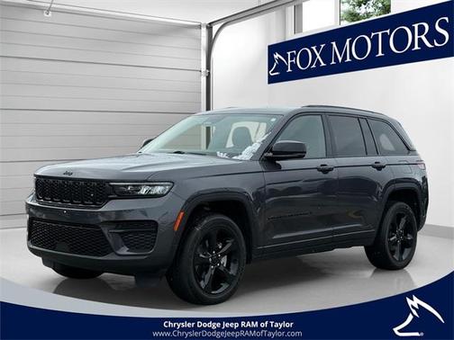 2022 Jeep Grand Cherokee Altitude
