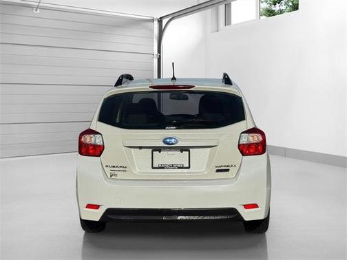 2016 Subaru Impreza 2.0i Sport Premium