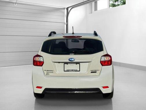 2016 Subaru Impreza 2.0i Sport Premium