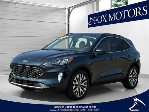 2022 Ford Escape Titanium