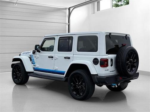 2023 Jeep Wrangler 4xe Sahara