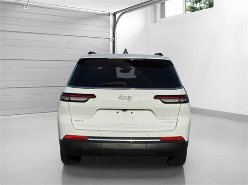 2024 Jeep Grand Cherokee L Laredo