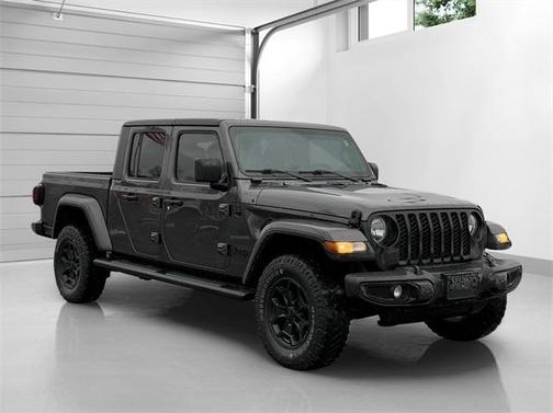 2022 Jeep Gladiator Sport