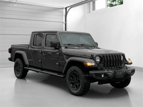 2022 Jeep Gladiator Sport