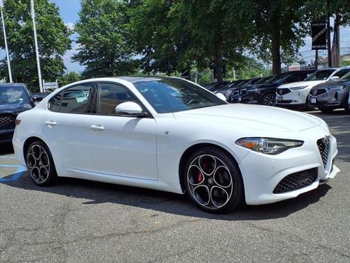 2022 Alfa Romeo Giulia Ti