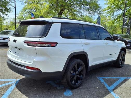 2023 Jeep Grand Cherokee L Altitude