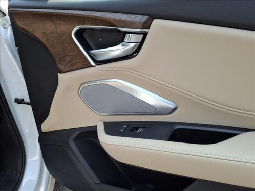 2022 Acura RDX w/Advance Package