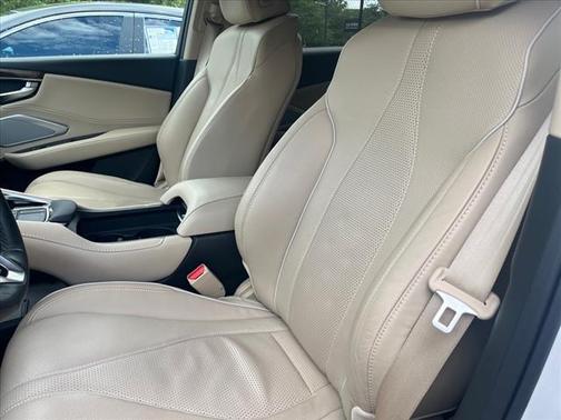 2022 Acura RDX w/Advance Package