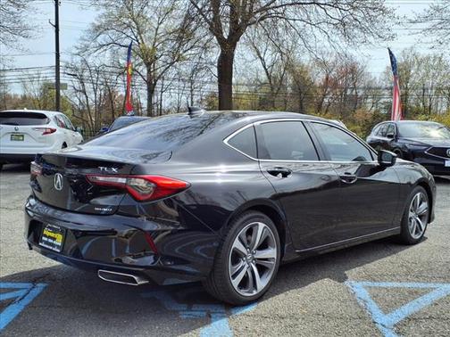 2022 Acura TLX w/Advance Package