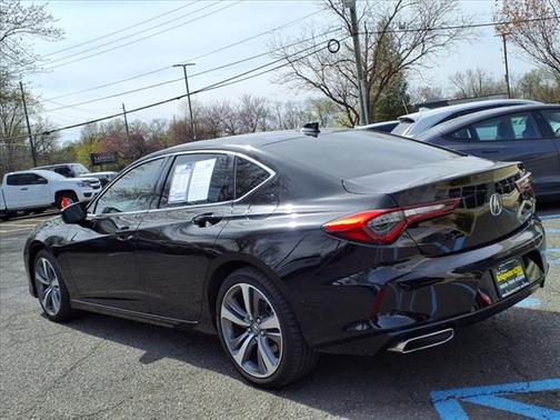 2022 Acura TLX w/Advance Package