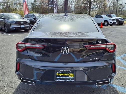 2022 Acura TLX w/Advance Package
