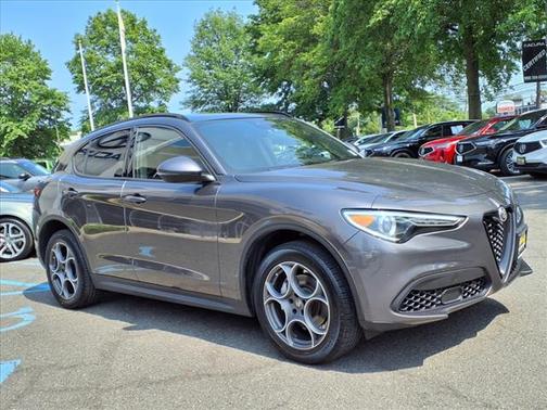 2022 Alfa Romeo Stelvio Sprint