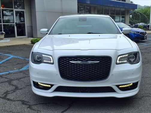 2017 Chrysler 300 S