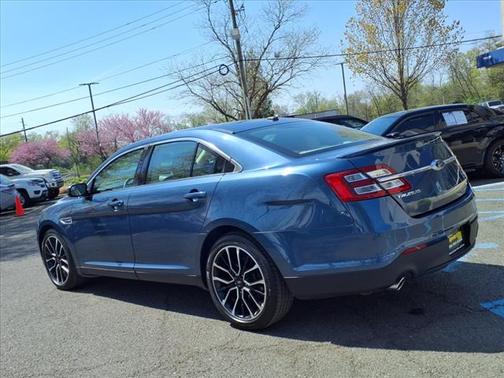2018 Ford Taurus SEL