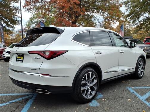 2023 Acura MDX w/Technology Package