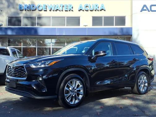 2023 Toyota Highlander Limited