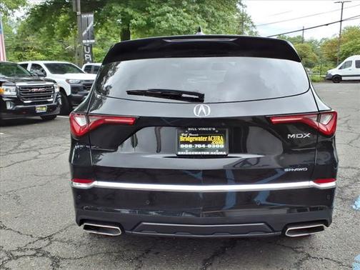 2022 Acura MDX w/Technology Package