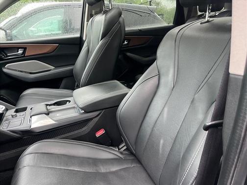 2022 Acura MDX w/Technology Package