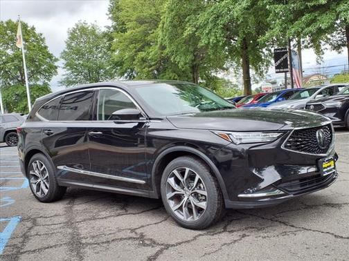 2022 Acura MDX w/Technology Package