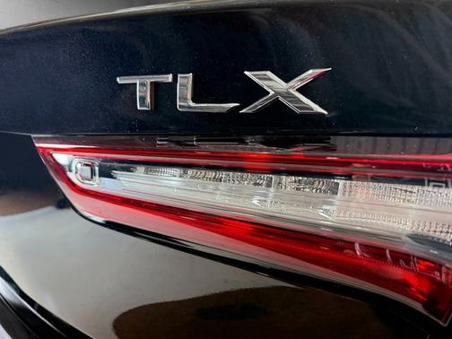 2025 Acura TLX Tech