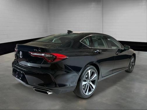 2025 Acura TLX Tech