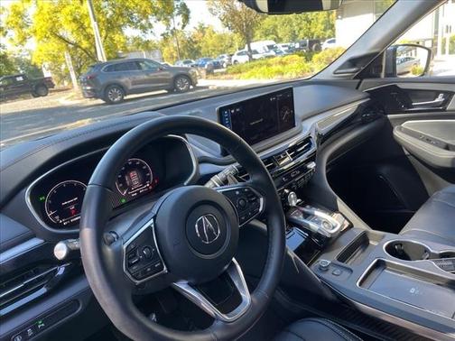 2025 Acura MDX w/Technology Package