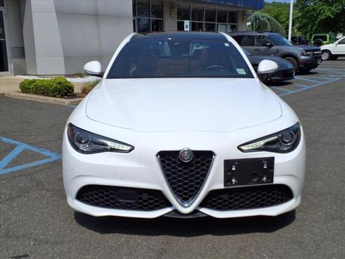 2022 Alfa Romeo Giulia Ti