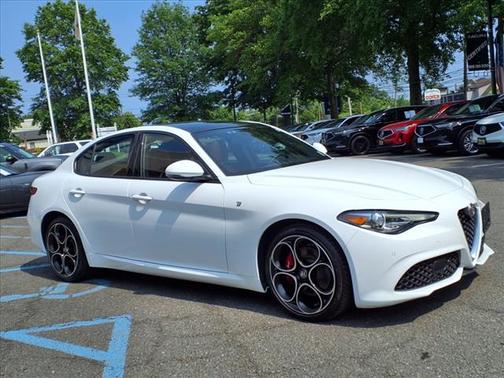 2022 Alfa Romeo Giulia Ti