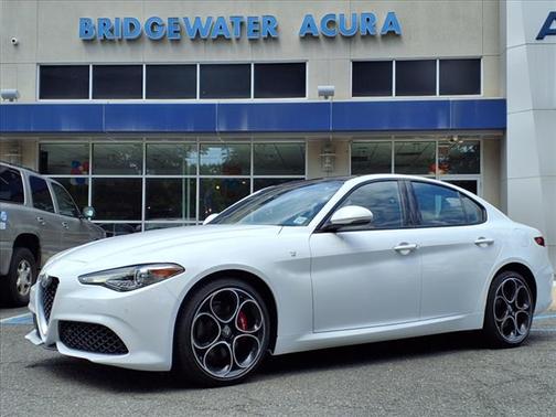 2022 Alfa Romeo Giulia Ti