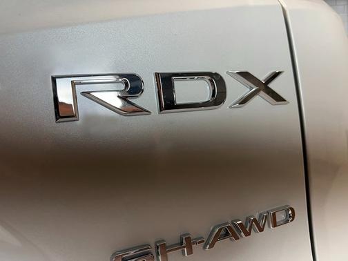 2025 Acura RDX w/Technology Package