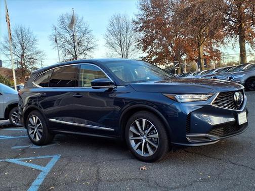 2025 Acura MDX w/Technology Package