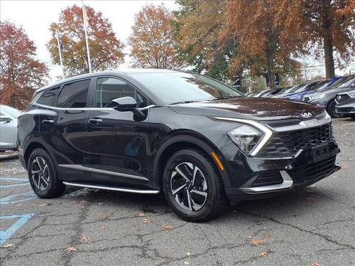 2023 Kia Sportage Hybrid LX