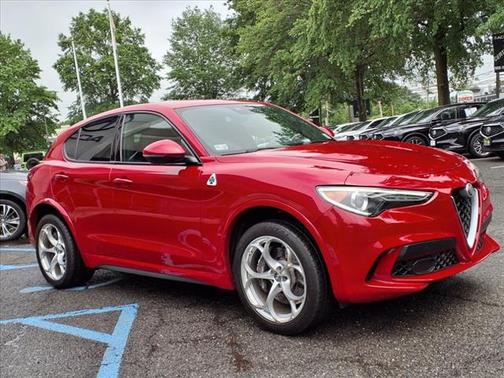 2020 Alfa Romeo Stelvio Quadrifoglio