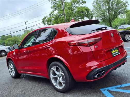 2020 Alfa Romeo Stelvio Quadrifoglio