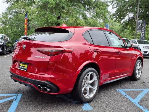 2020 Alfa Romeo Stelvio Quadrifoglio