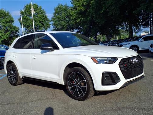 2023 Audi SQ5 Premium Plus