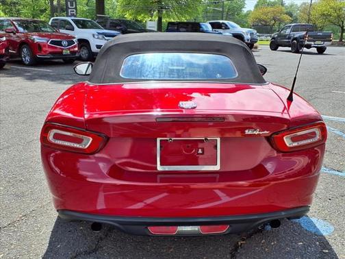 2018 FIAT 124 Spider Classica