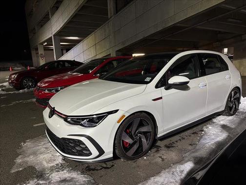 2023 Volkswagen Golf GTI SE